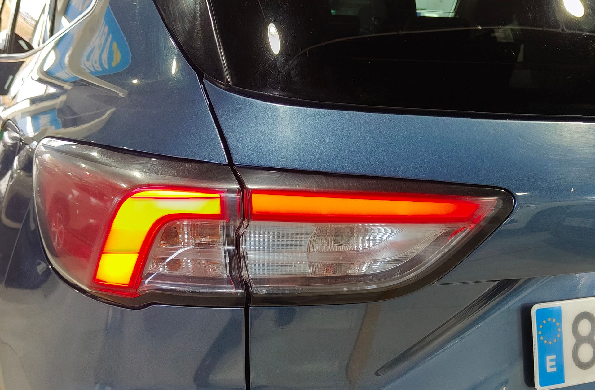 Ford Kuga 1.5 EcoBoost ST-Line - foto 17