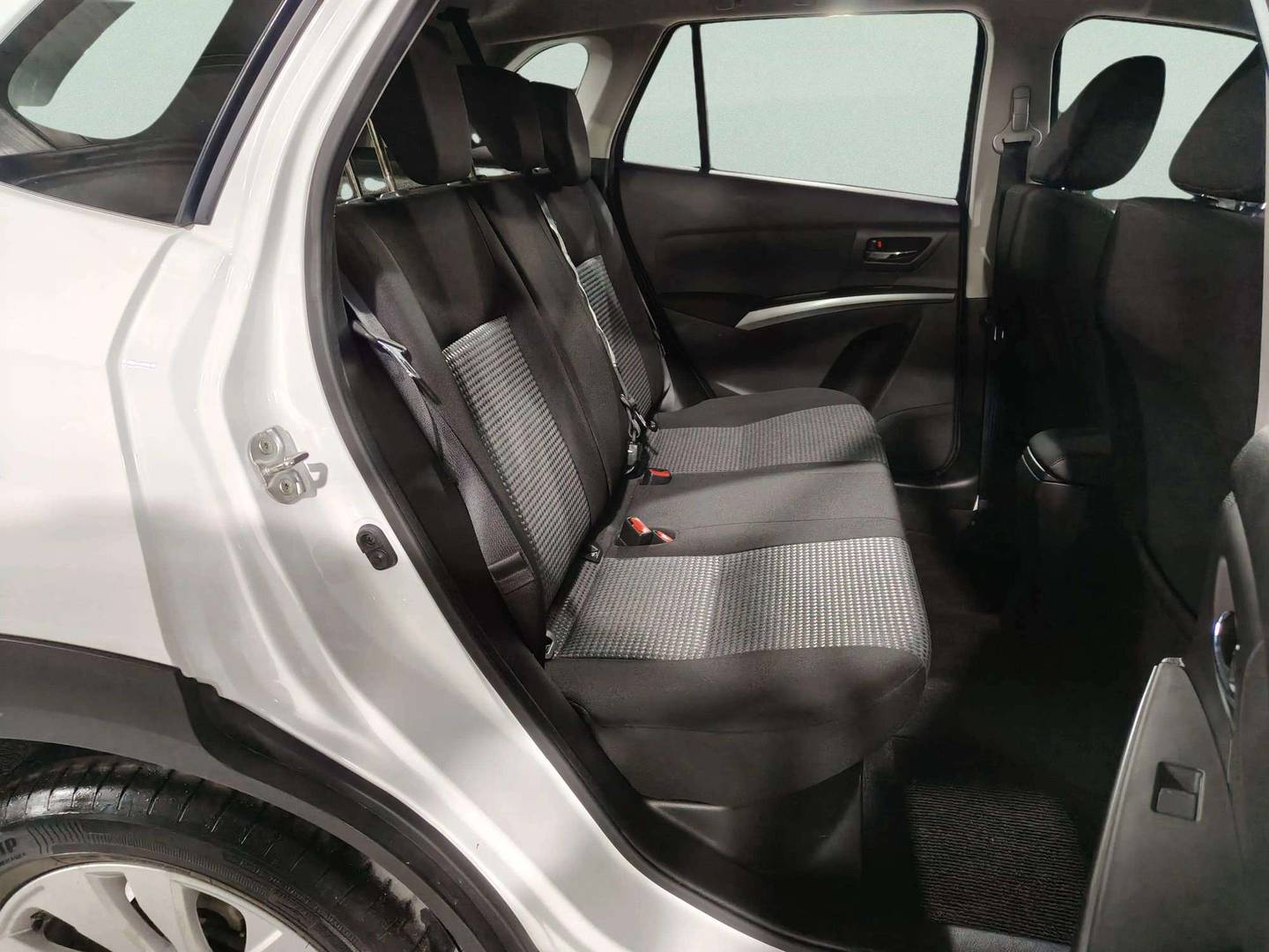 Foto Suzuki S-Cross Suzuki S-Cross 1.4T Mild Hybrid S1 (129 CV)