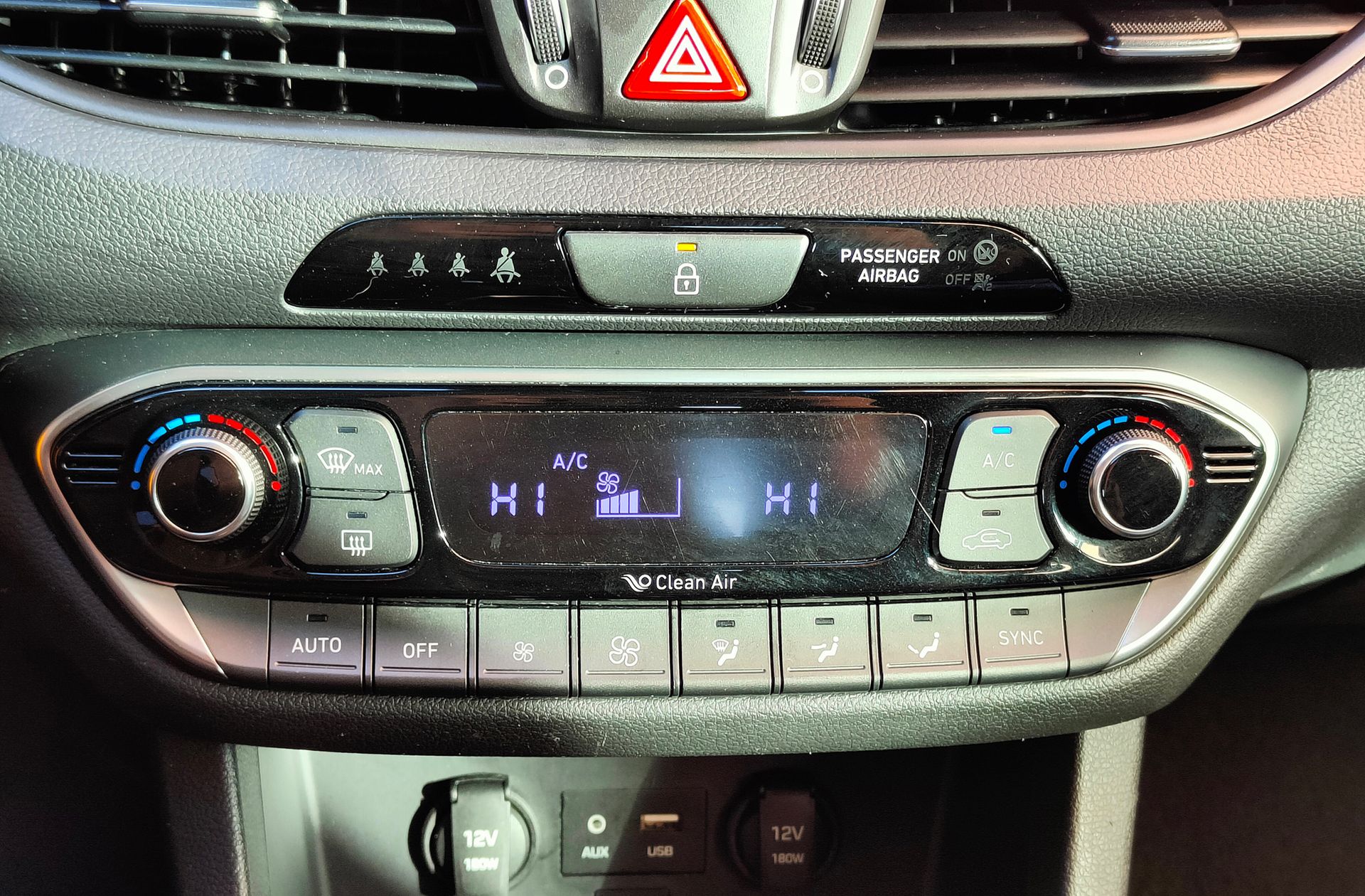 Hyundai i30 1.4 T-GDi Tecno - foto 30