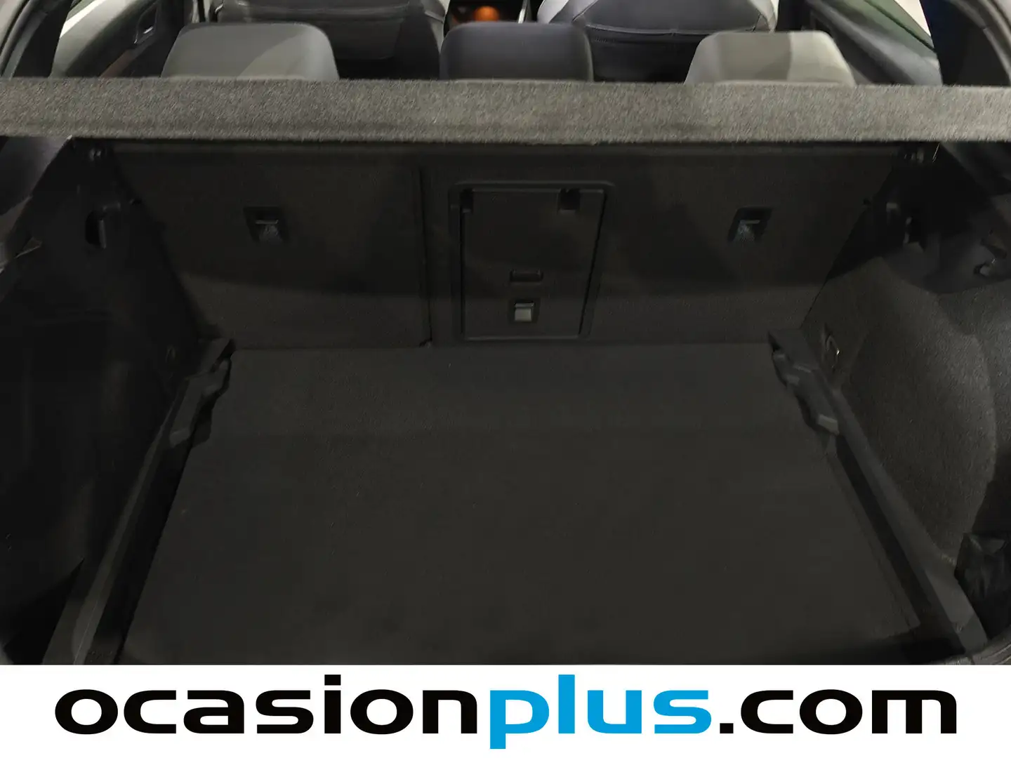 Foto Volkswagen Golf Volkswagen Golf R-Line 1.5 eTSI (150 CV) DSG