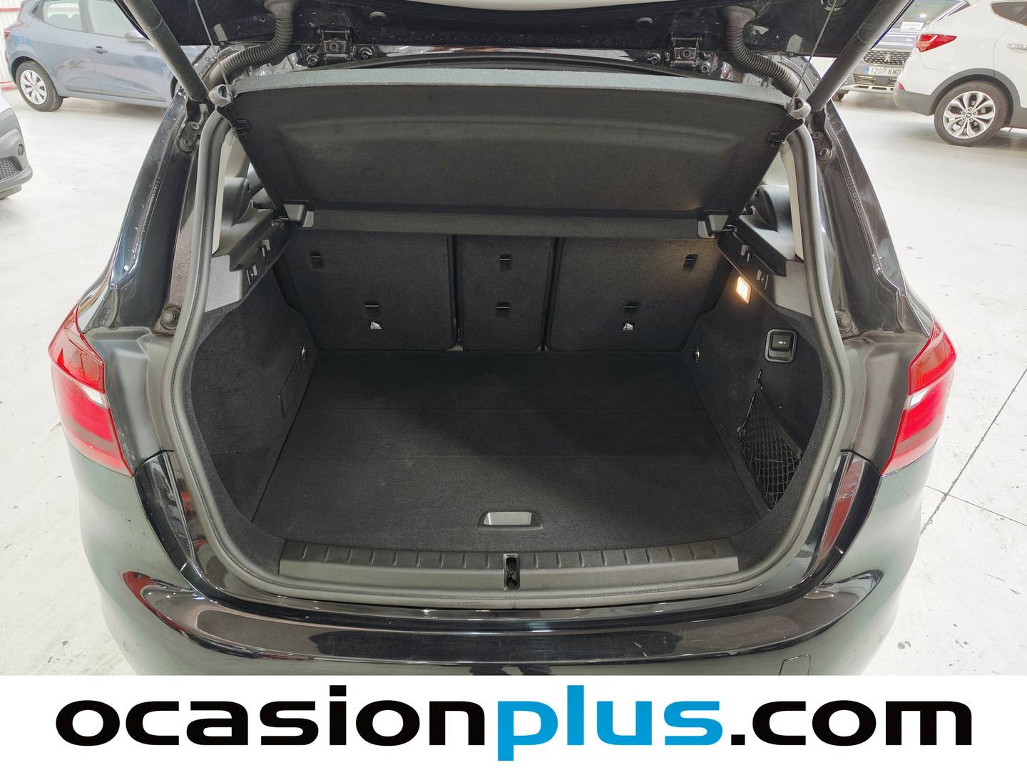 Fotos maletero BMW Serie 2 Active Tourer BMW Serie 2 216d Active Tourer (116 CV)