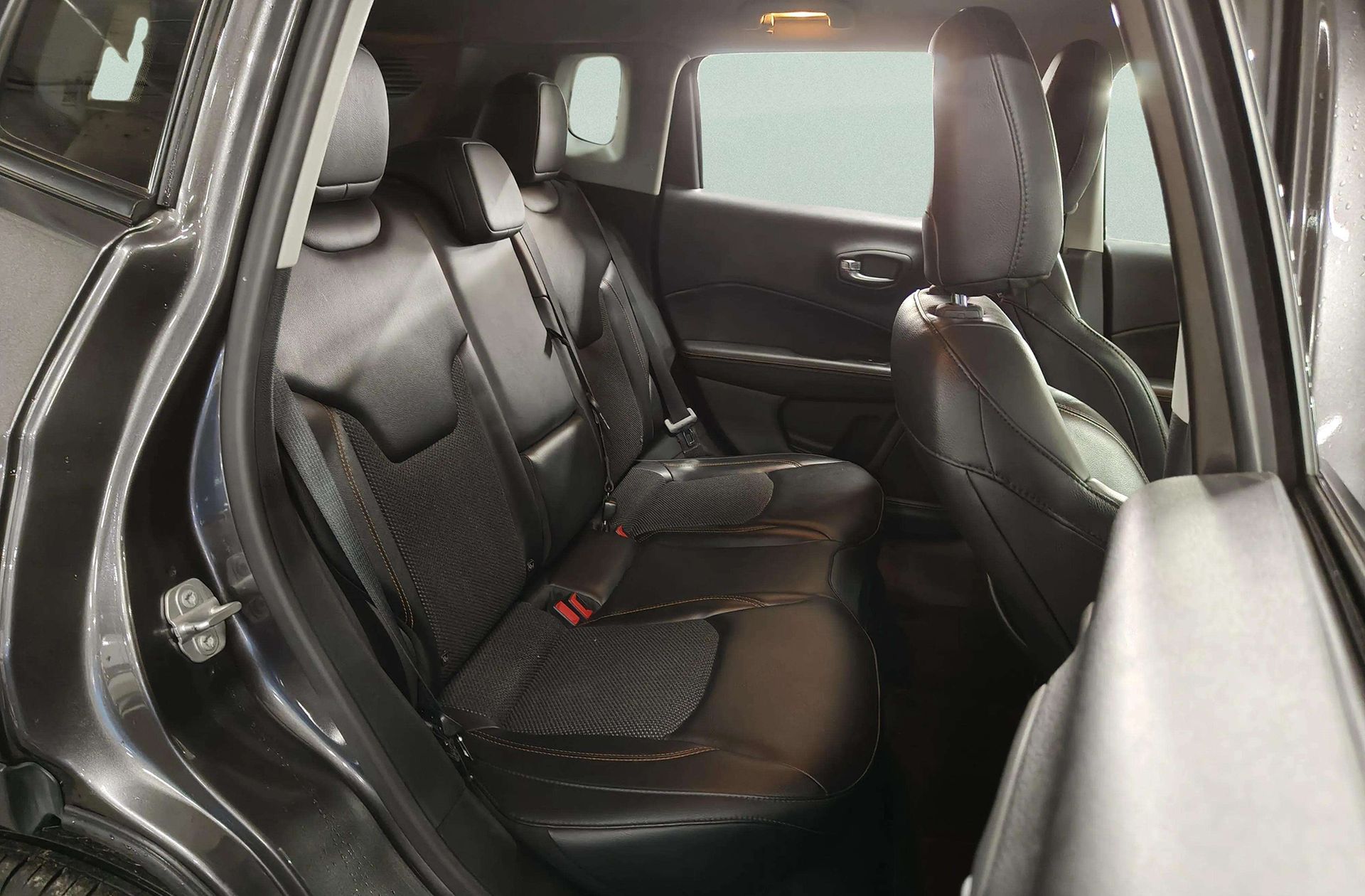 Jeep Compass 2.0 MultiJet Limited 4x4 AD - foto 18