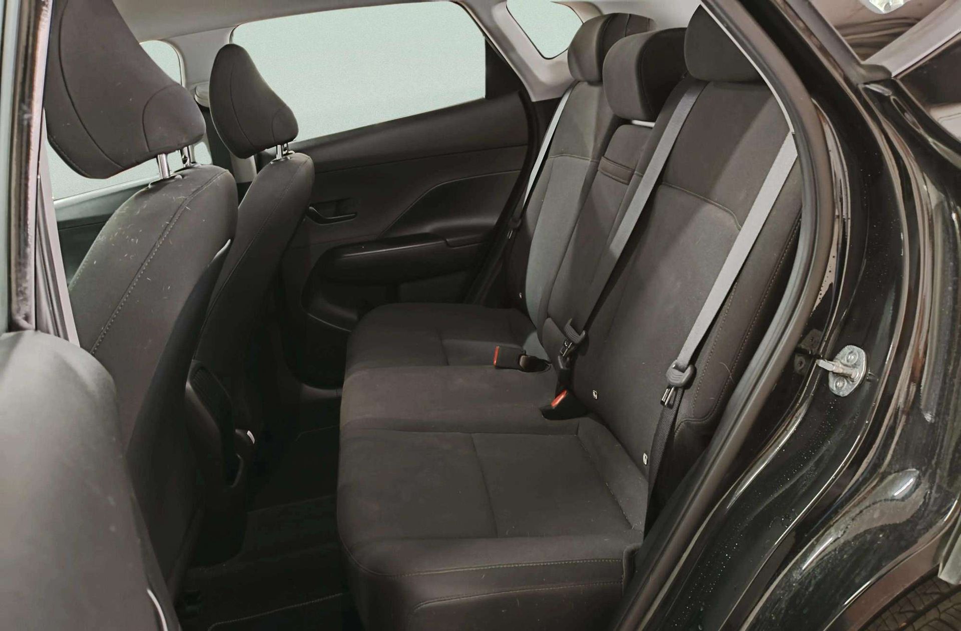 Hyundai Kona 1.6 GDI HEV Maxx DCT - foto 11