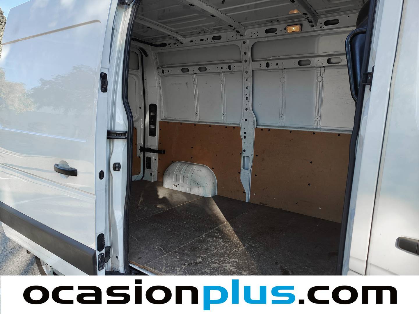 Foto Nissan NV400 Nissan NV400 Chasis Cabina 2.3 dCi L2H2 Optima (135 CV)