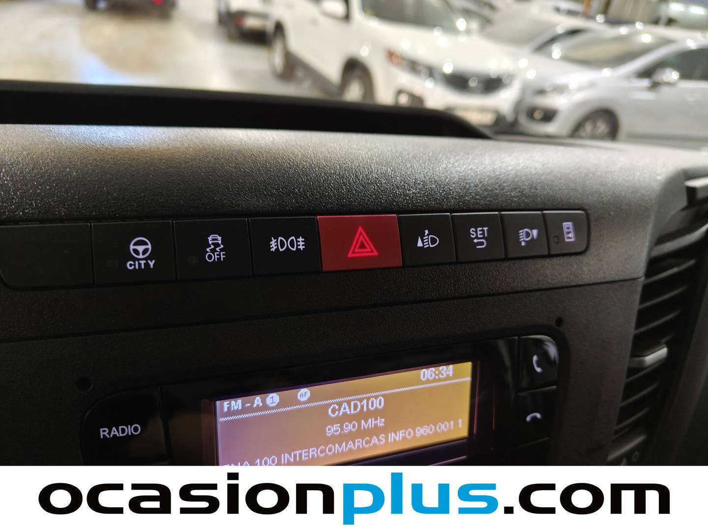 Foto Iveco Daily Iveco Daily 35C 18H A8 V 4100/H2 16 HD  (176 CV)