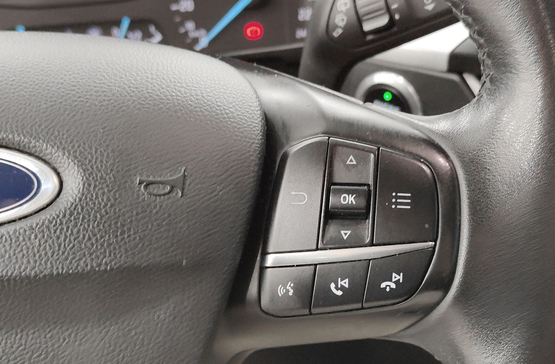 Ford Focus SportBreak 1.5 EcoBlue Trend+ - foto 25