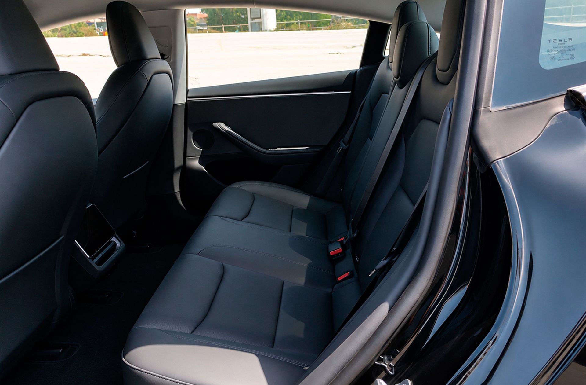 Tesla Model 3 RWD - foto 13