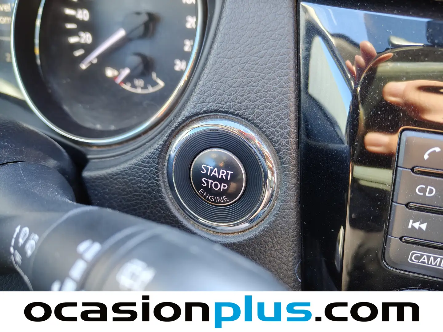 Foto Nissan QASHQAI Nissan Qashqai 1.5 dCi N-Connecta 4x2 (110 CV)