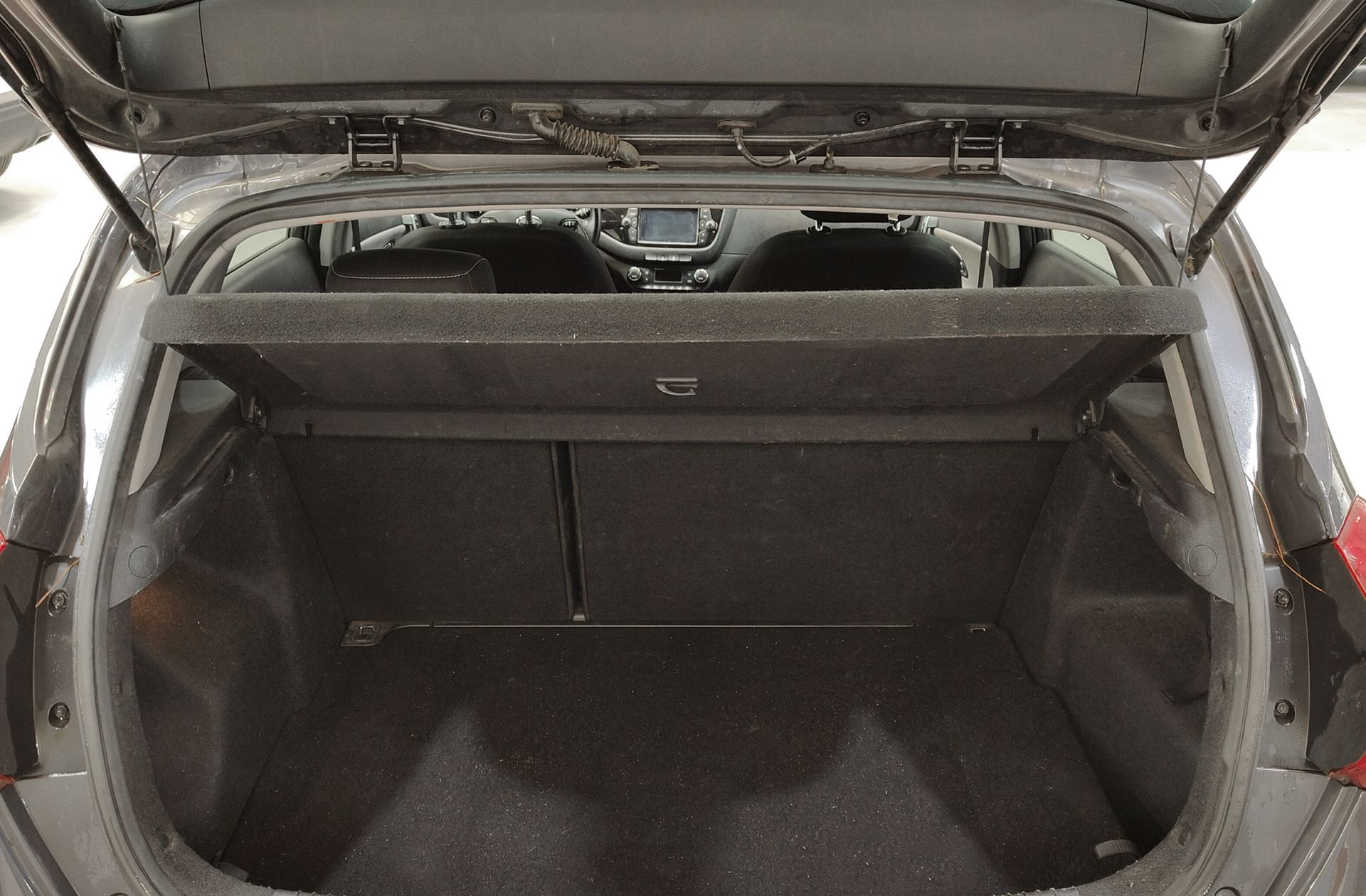 Kia Ceed 1.6 CRDi VGT Eco-Dynamics Uefa Euro2016 - foto 14