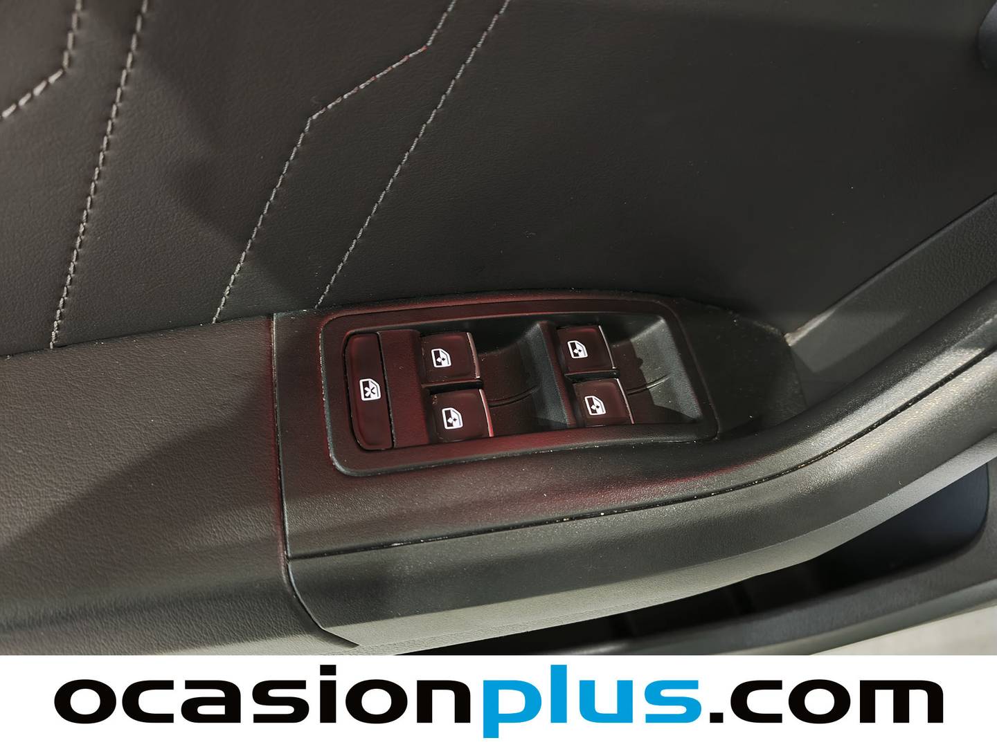 Foto Seat Ateca SEAT Ateca 1.5 TSI S&S FR Go DSG (150 CV)