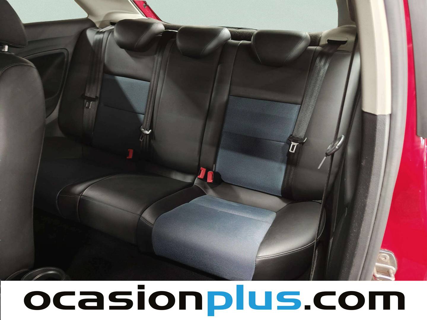 Foto asientos traseros Seat Ibiza Seat Ibiza SC 1.0 EcoTSI Style Connect Blue (110 CV)