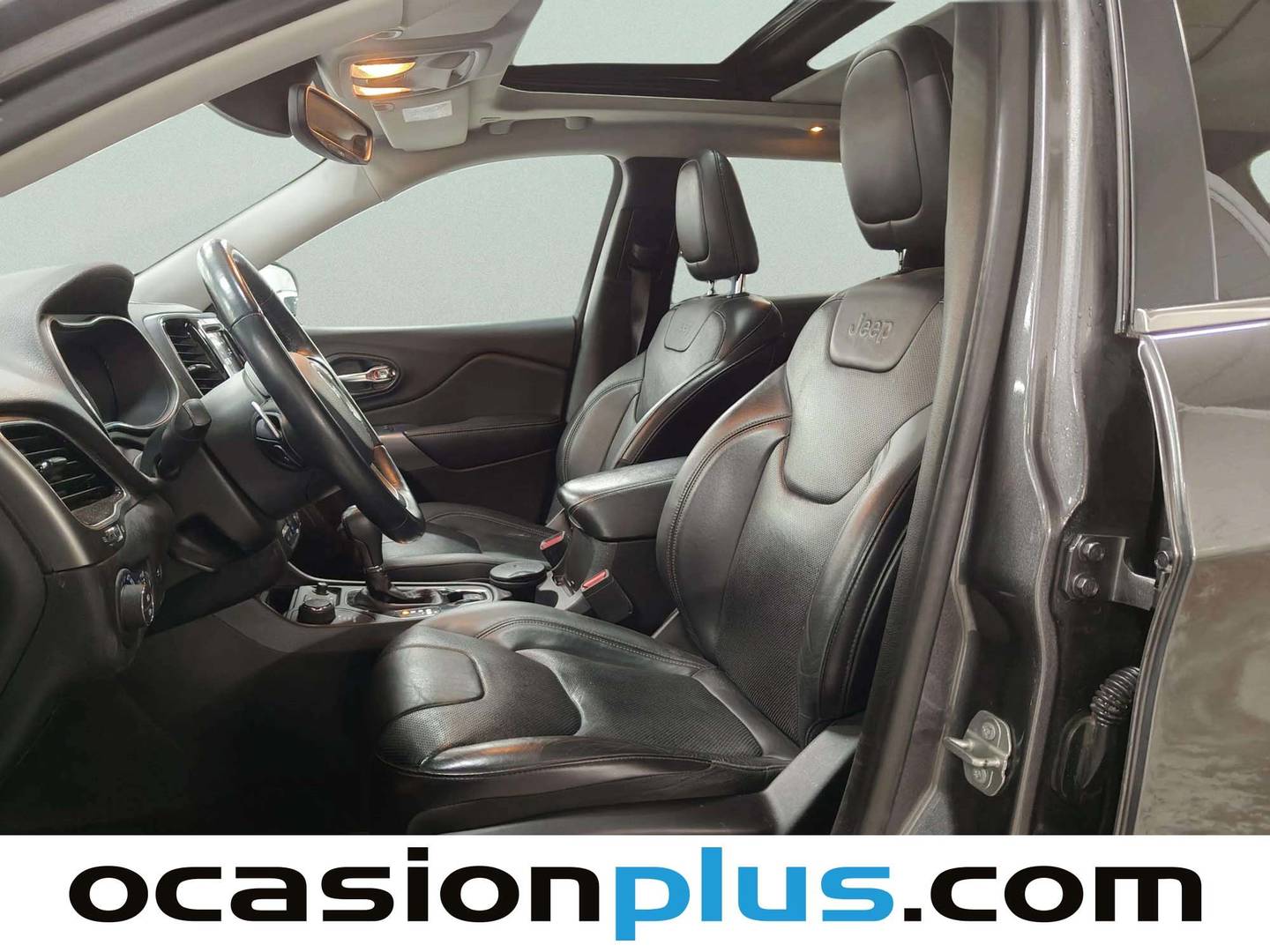 Foto asientos delanteros Jeep Cherokee Jeep Cherokee 2.2 CRD Limited AWD 9AT (195 CV)