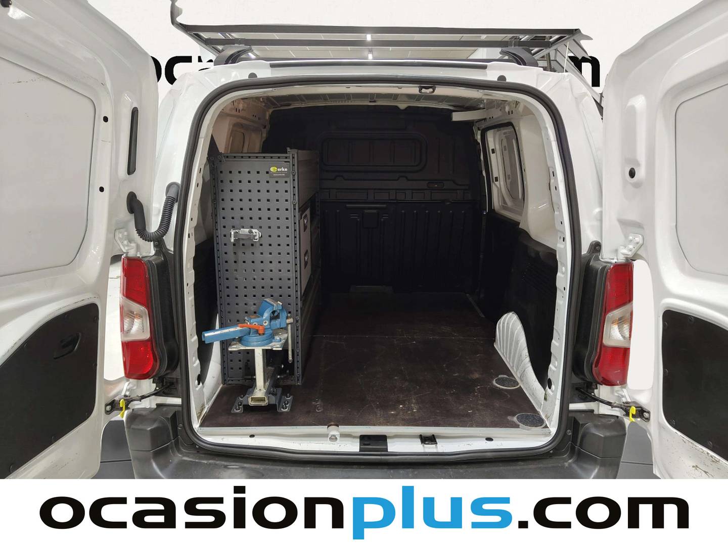 Foto asientos traseros Opel Combo Opel Combo Cargo 1.5 TD S&S Select L H1 650k (102 CV)