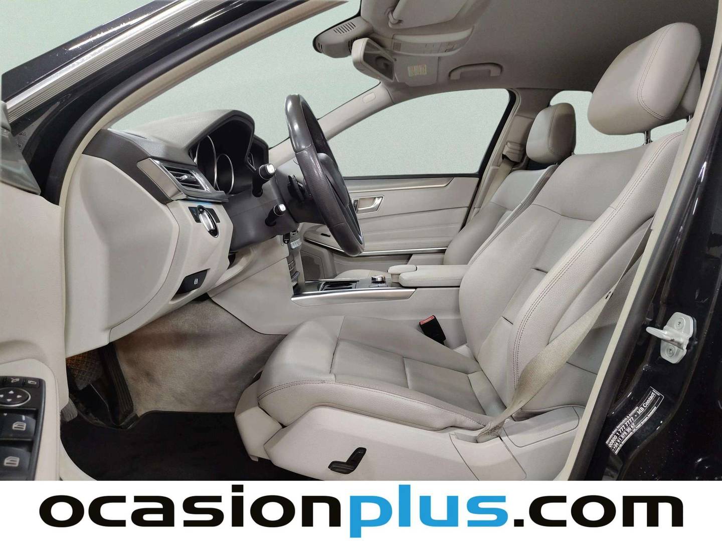 Foto asientos delanteros Mercedes Clase E Mercedes Clase E E 220 CDI Avantgarde Plus (170 CV)