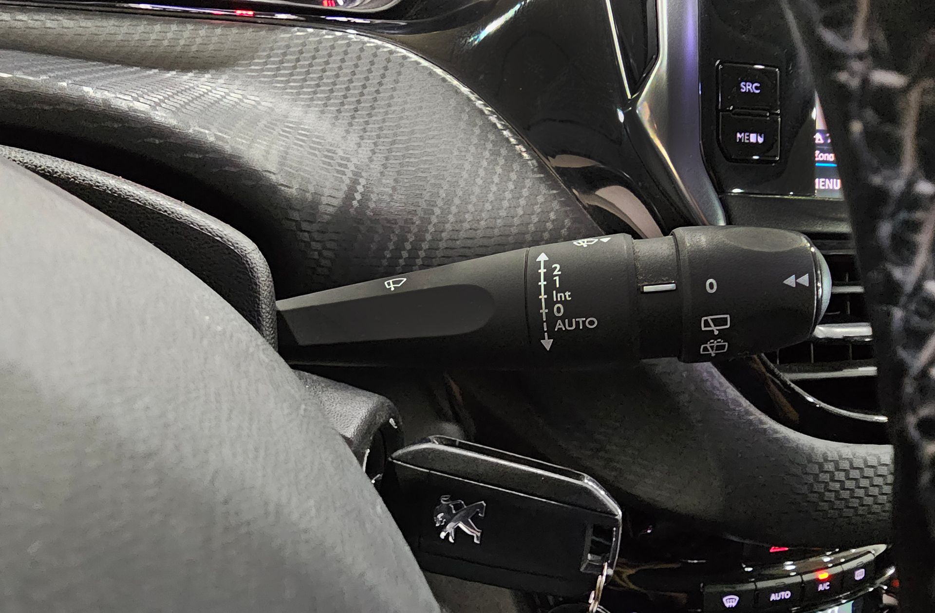 Peugeot 208 BlueHDi 100 Tech Edition - foto 27