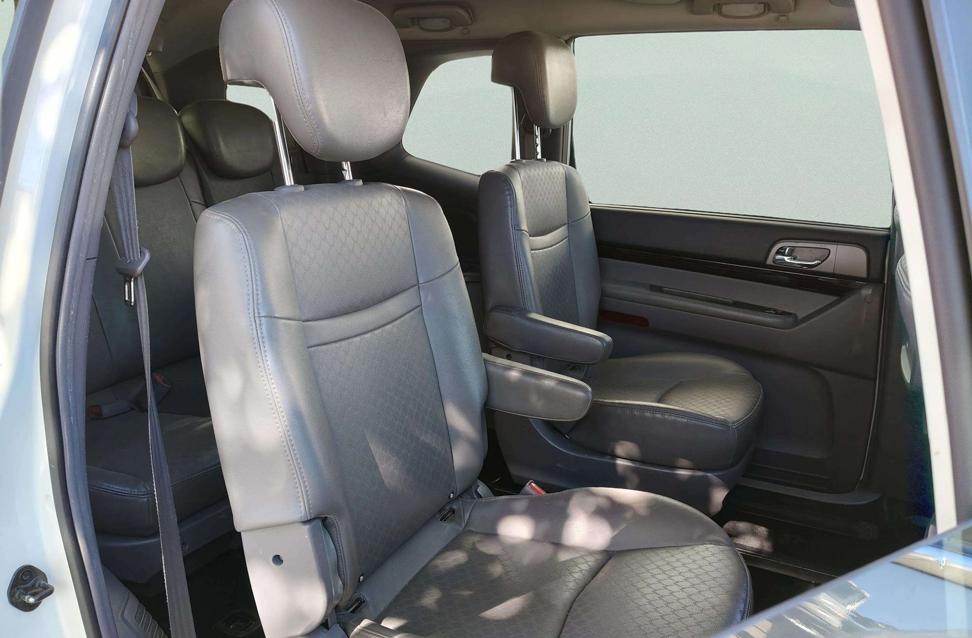 SsangYong Rodius D22T Limited 7 plazas - foto 20