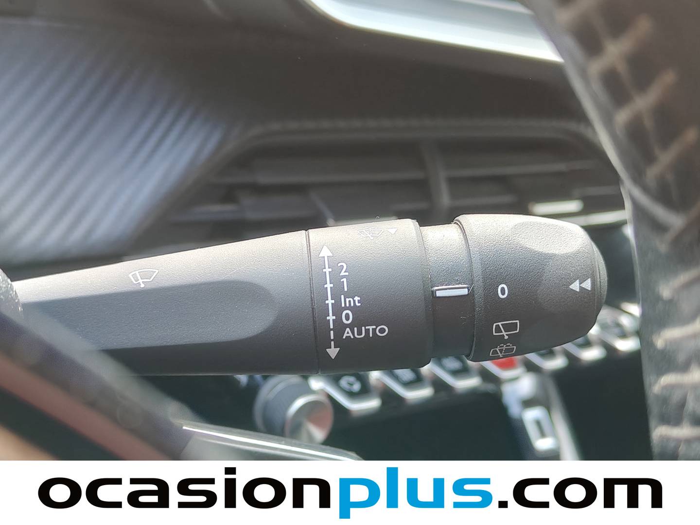 Foto Peugeot 2008 Peugeot 2008 BlueHDi 100 S&S Active (100 CV)