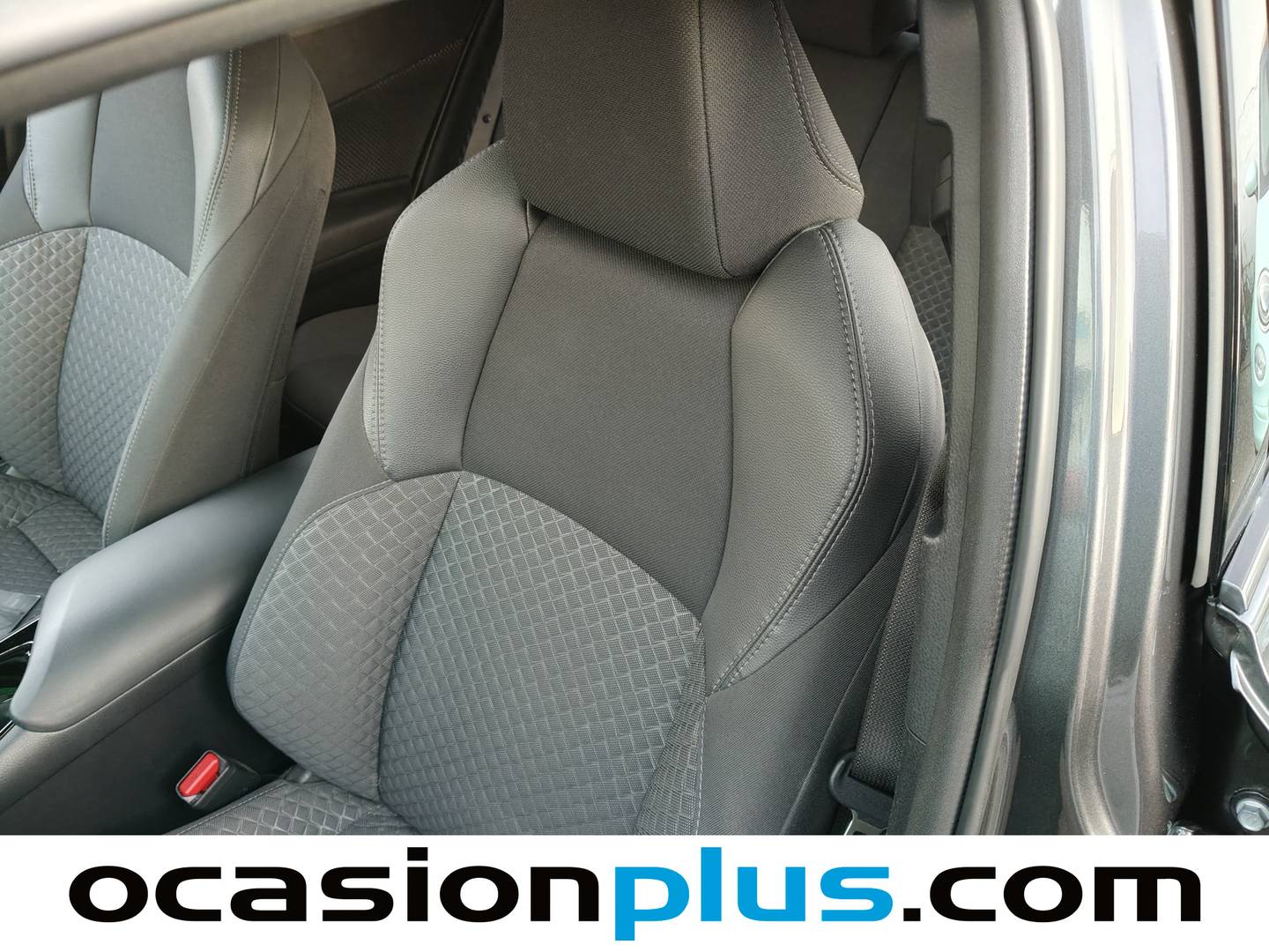 Foto Toyota C-HR Toyota C-HR 1.8 125H Advance (122 CV)