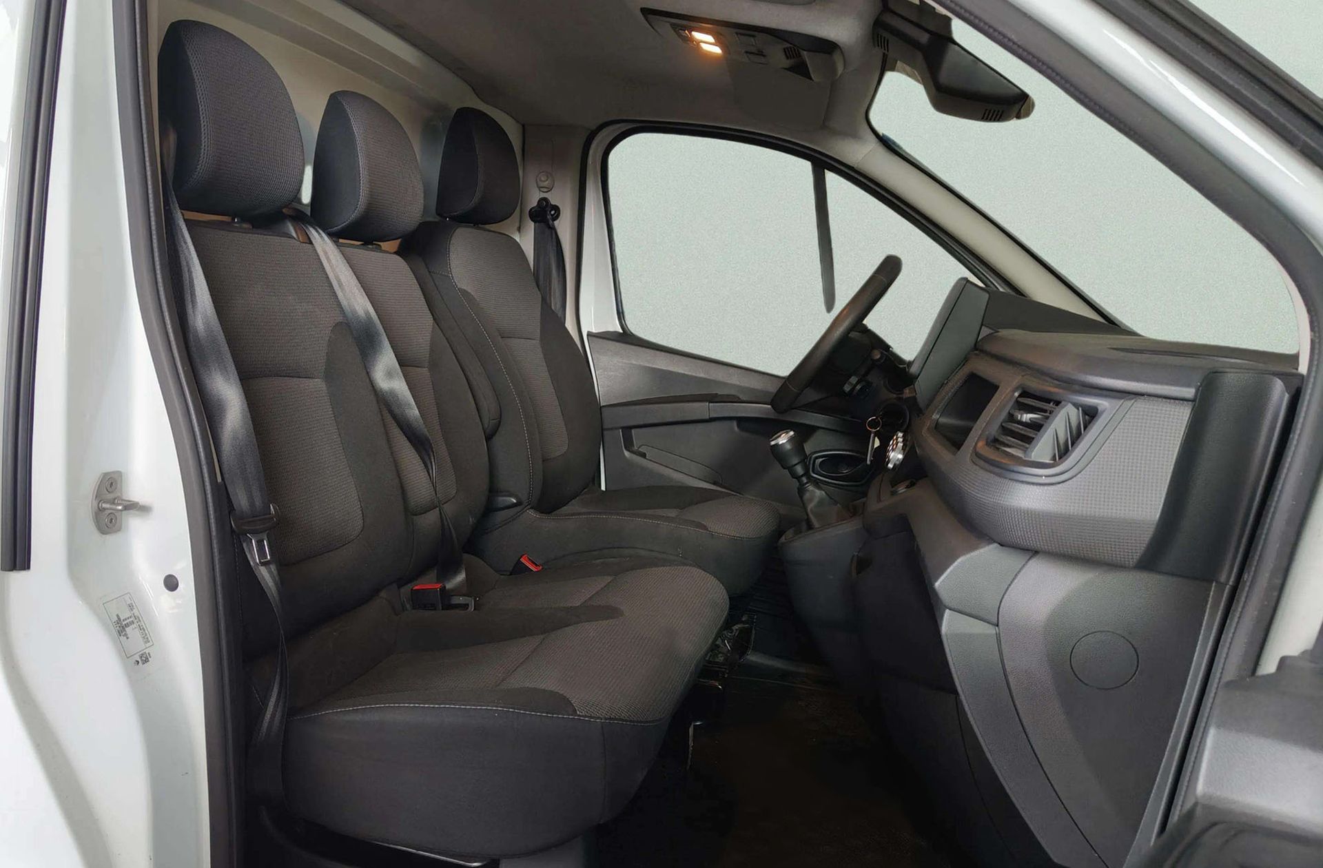 Renault Trafic Furgon L1H1 Blue dCi - foto 15