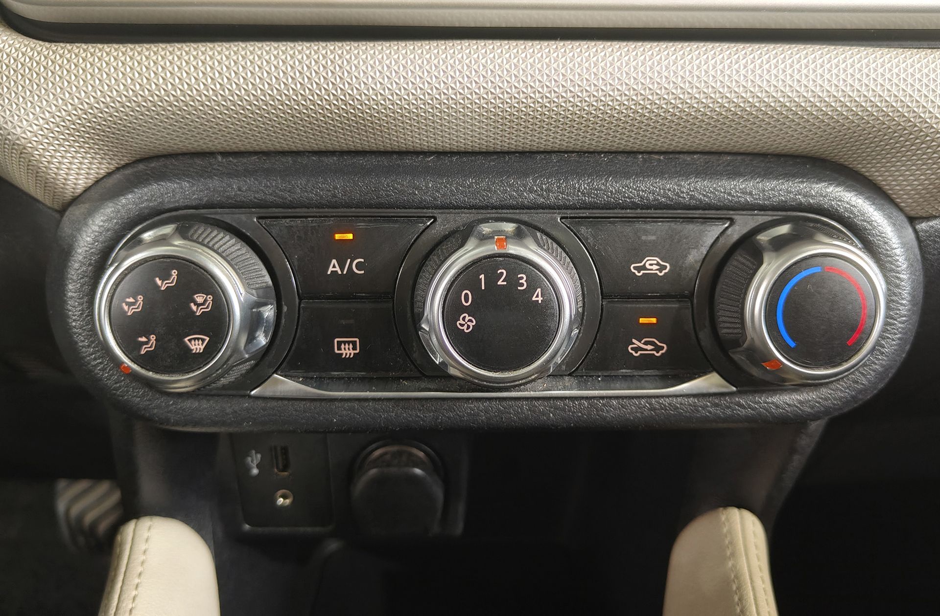 Nissan Micra IG-T 90 Acenta - foto 29