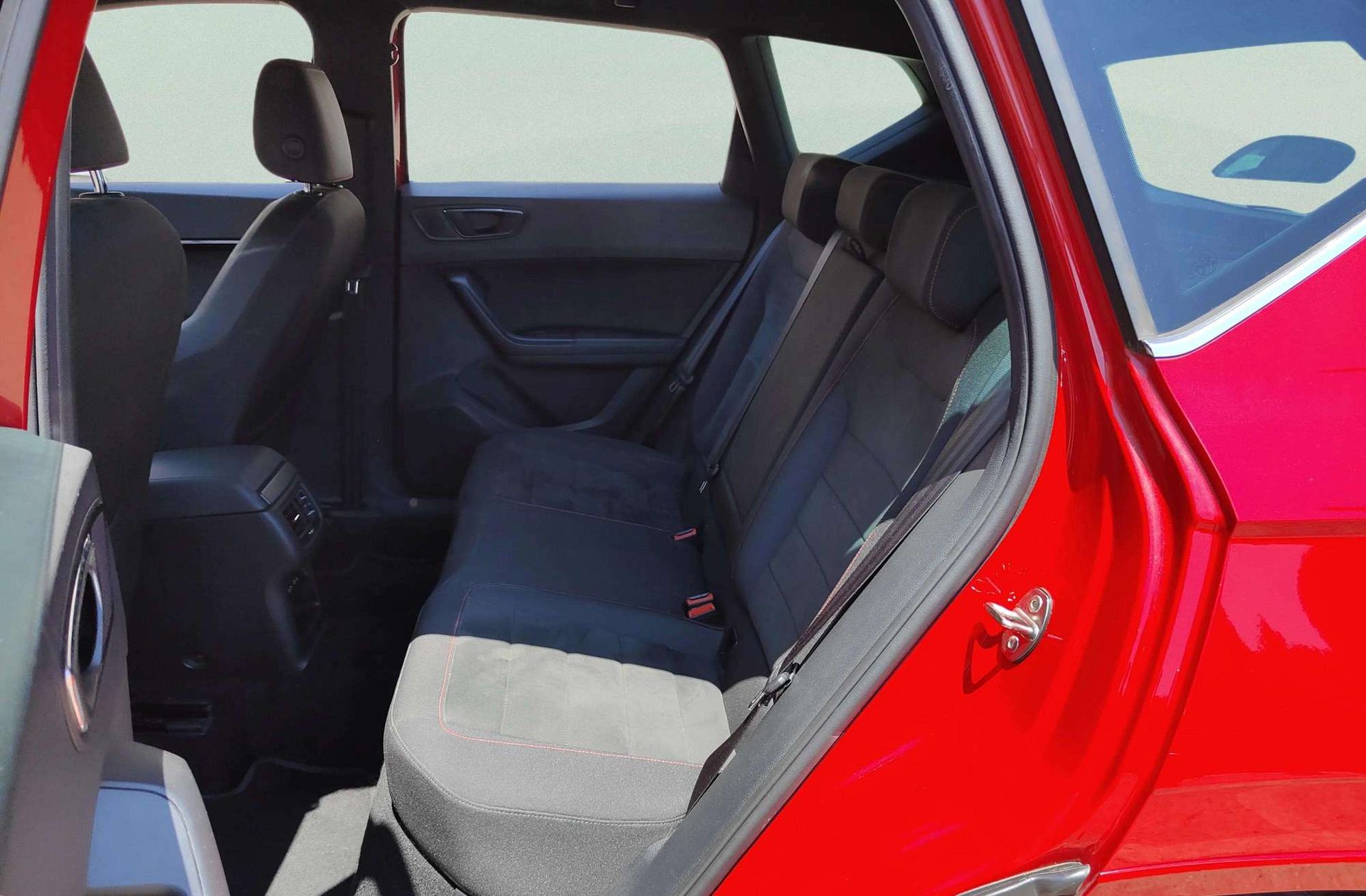 SEAT Ateca 2.0 TDI FR - foto 12