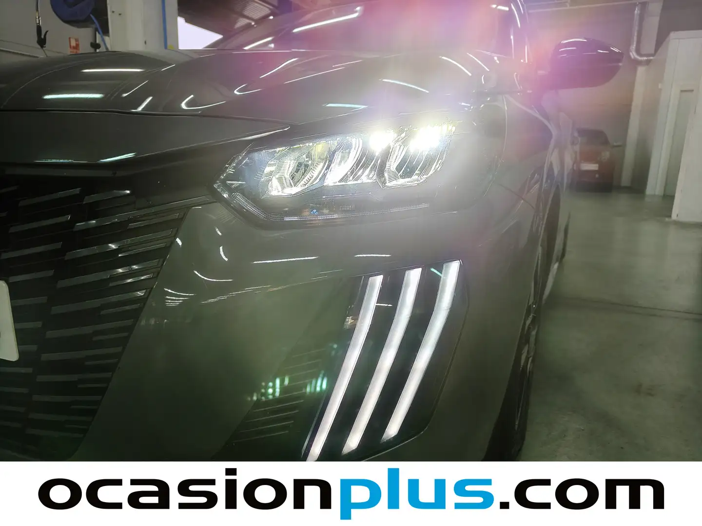 Foto Peugeot 208 Peugeot 208 PureTech 100 Allure (100 CV)