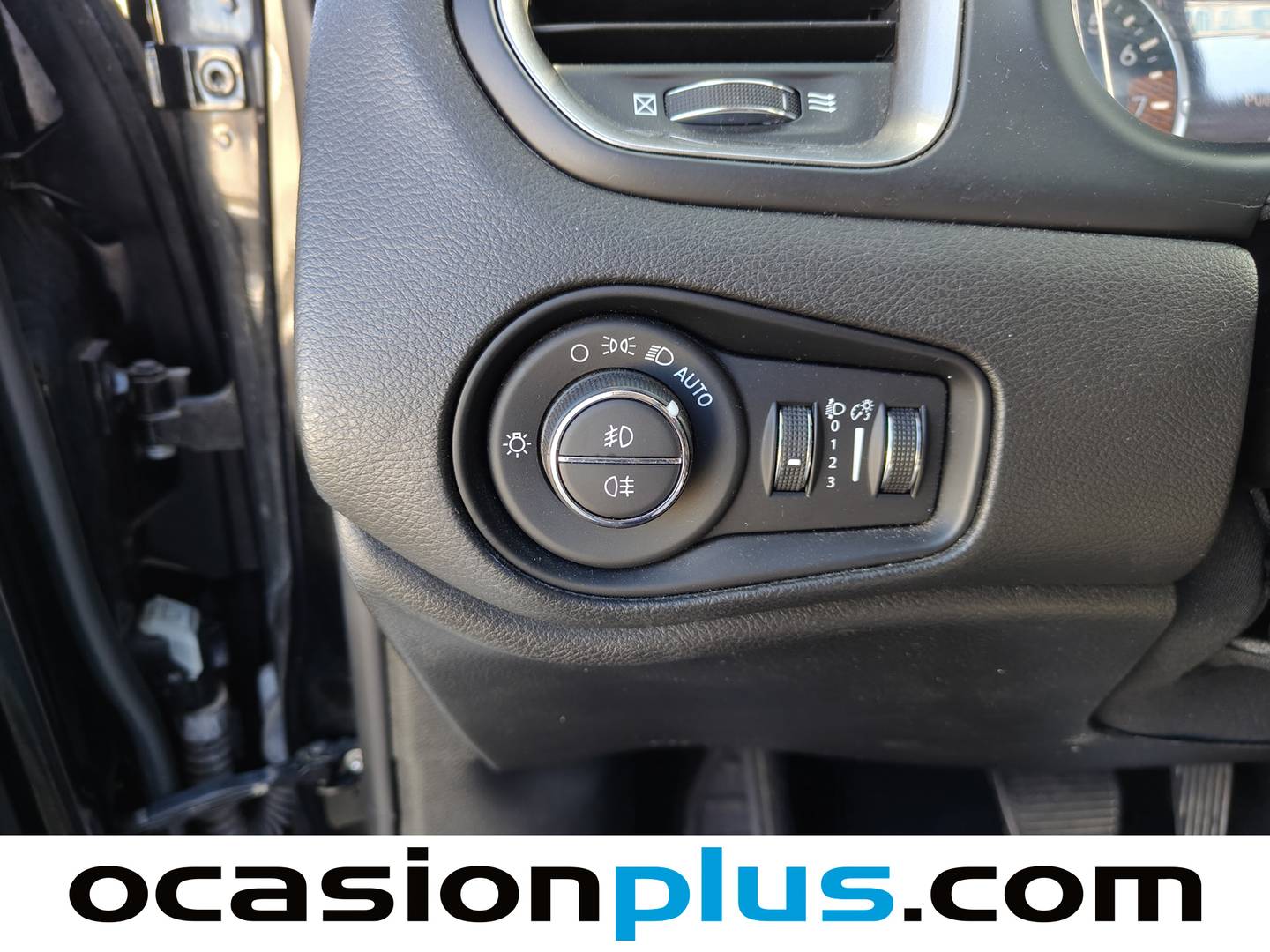 Foto Jeep Renegade Jeep Renegade eHybrid 1.5 Limited ATX (130 CV)