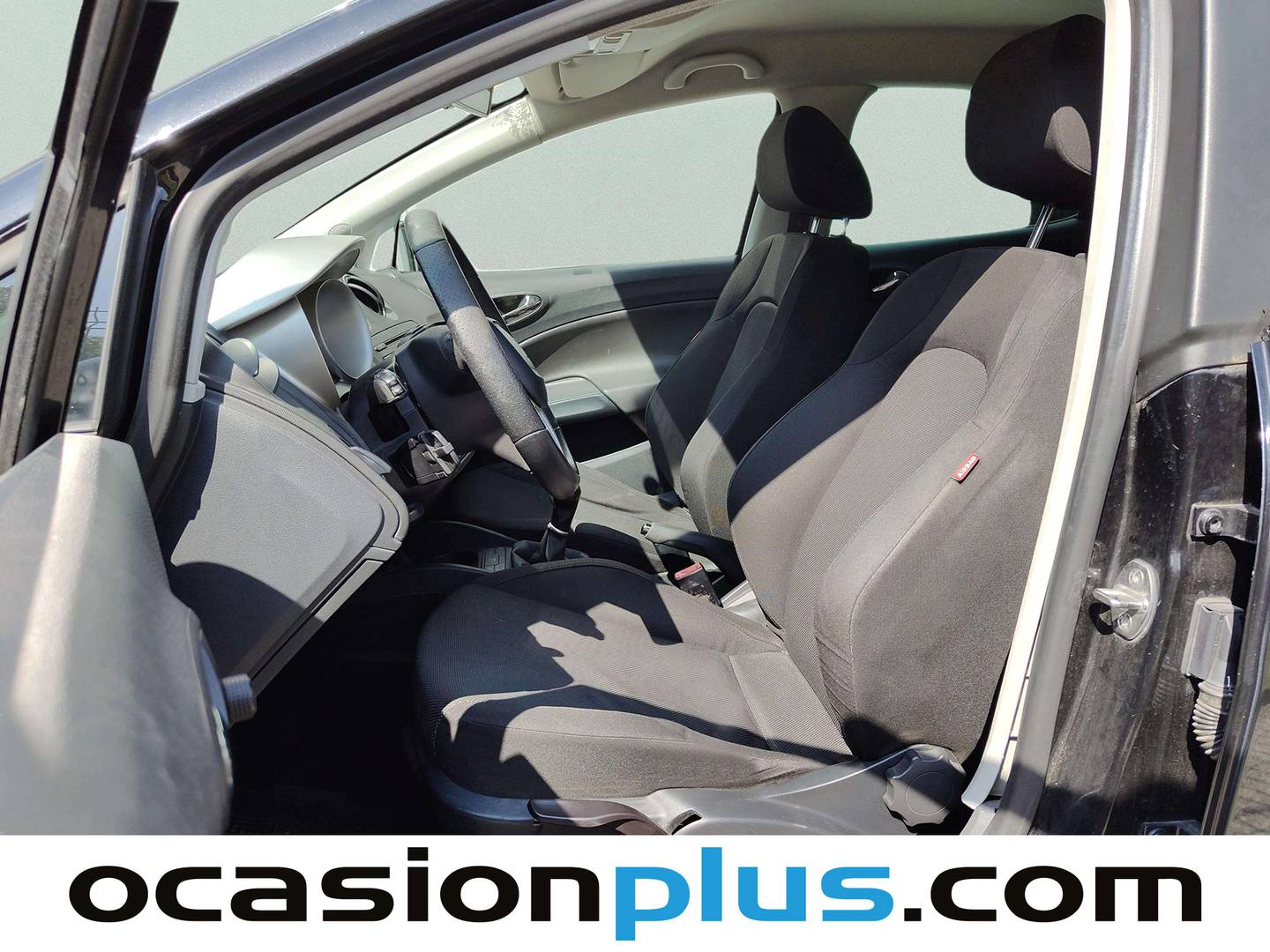 Foto asientos delanteros Seat Ibiza Seat Ibiza 1.4 16v Sport (85 CV)
