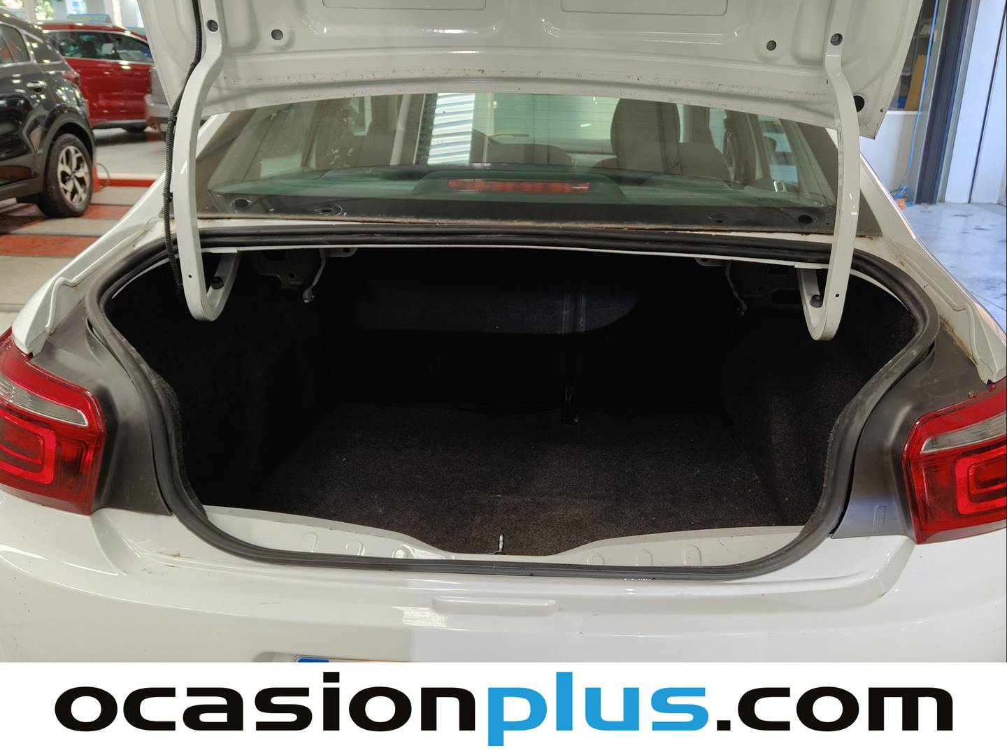 Foto Citroën C-Elysée Citroen C-Elysee BlueHDi 100 Feel  (102 CV)