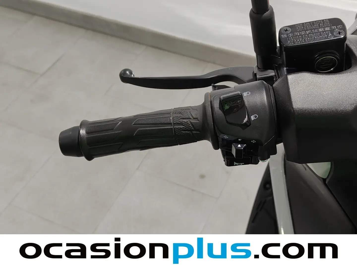 Foto Kymco Sky Town 125 ABS KYMCO Sky Town 125 ABS (11 CV)