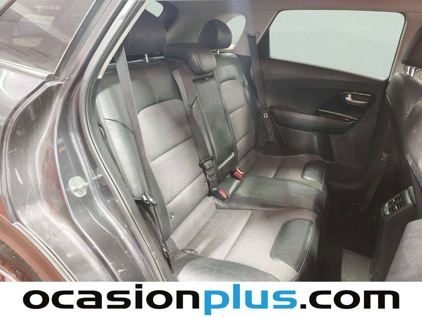 Foto KIA Niro Kia Niro 1.6 GDi Híbrido Enchufable Emotion (141 CV)