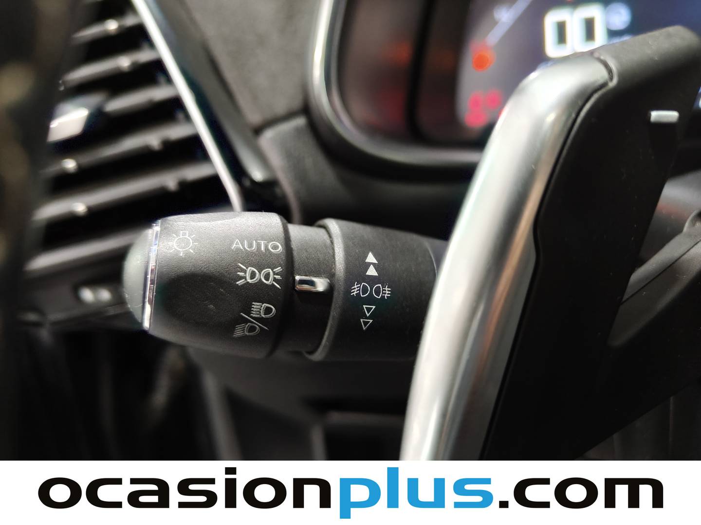 Foto DS DS 7 Crossback DS DS7 Crossback PureTech 180 Performance Line+ Auto (180 CV)