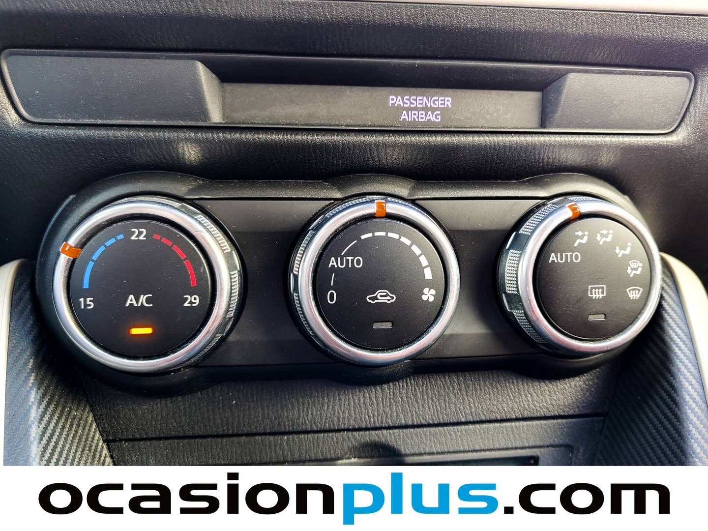 Foto Mazda Mazda2 Mazda Mazda 2 1.5 GE Sport Red Edition  (90 CV)