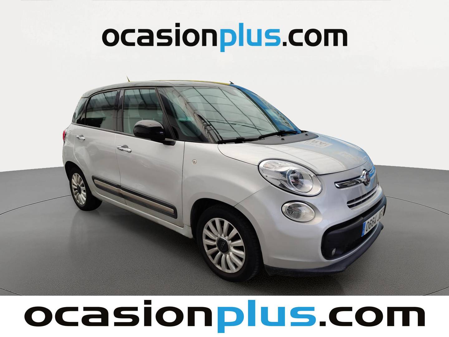 Foto delantera Fiat 500L Fiat 500L 1.4 Pop Star (95 CV) derecha