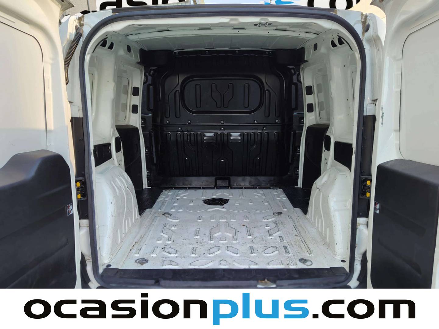 Foto asientos traseros Opel Combo Opel Combo Cargo 1.3 CDTI L1 H1 (95 CV)