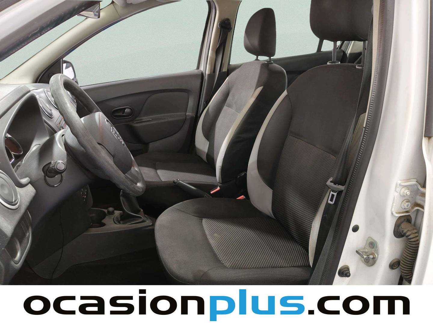 Foto asientos delanteros Dacia Logan Dacia Logan 1.2 Ambiance (75 CV)