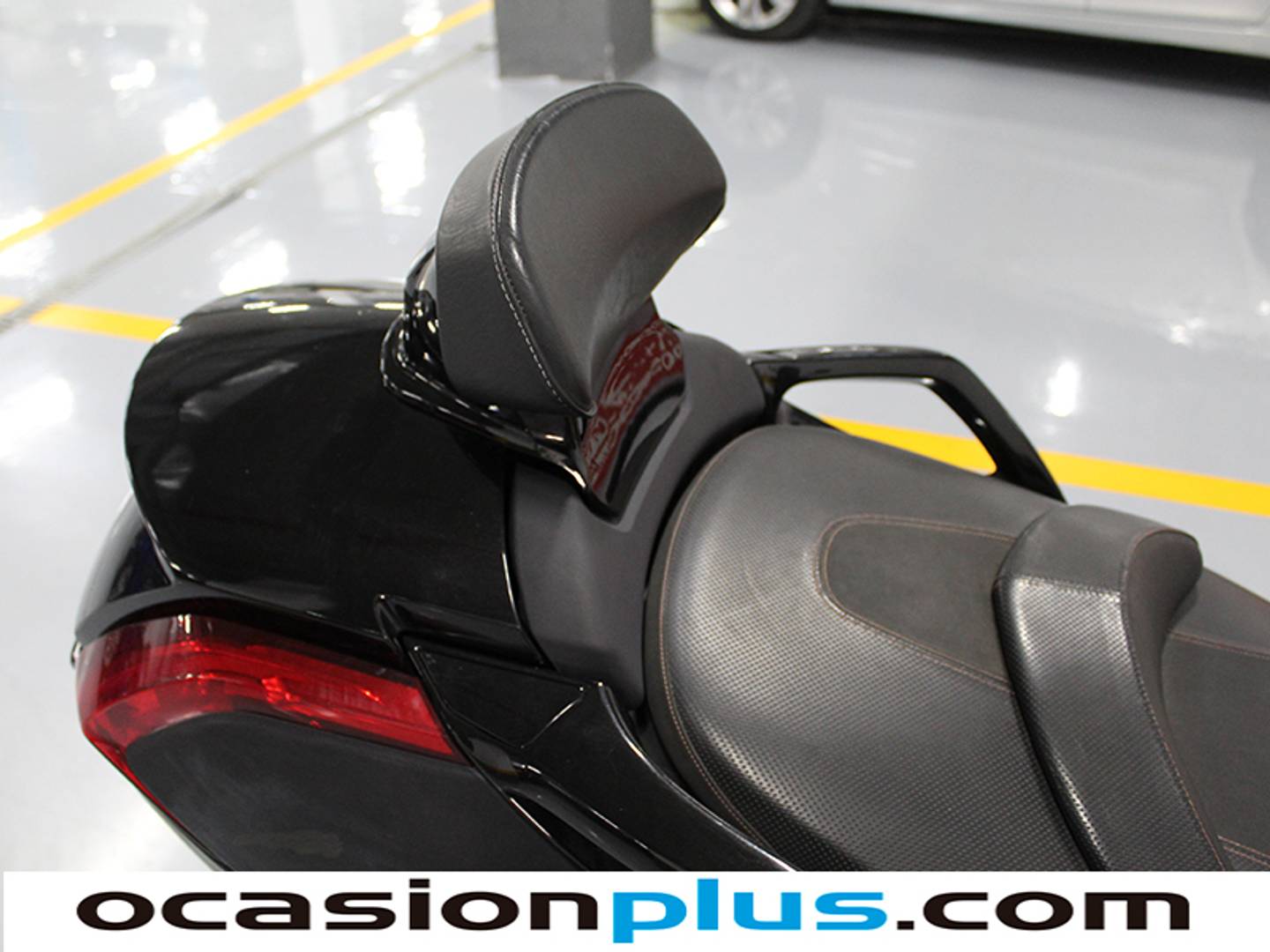 Foto Peugeot Metropolis 400 Peugeot Metropolis 400 Metropolis 400 (35 CV)