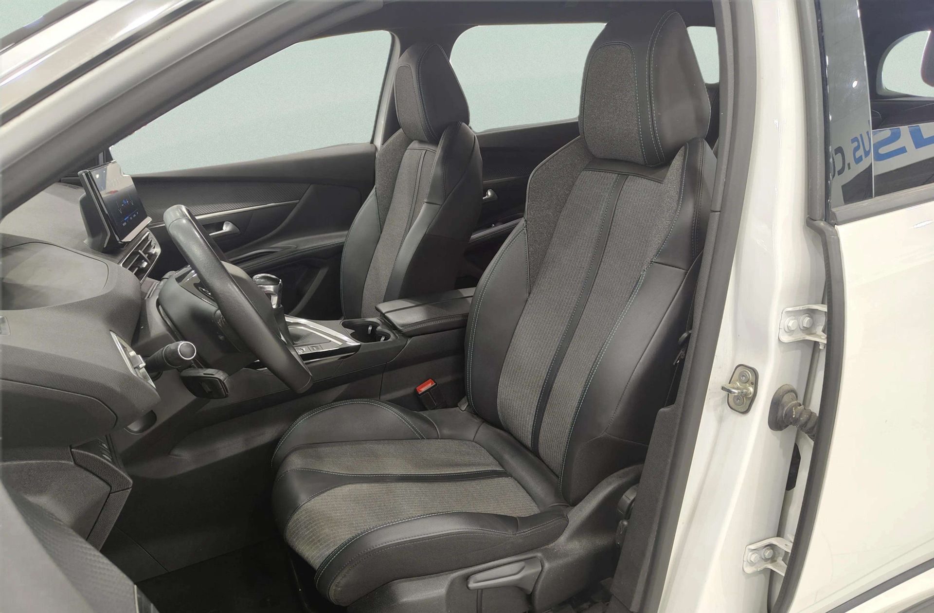 Peugeot 5008 PureTech 130 Allure Pack 7 plazas - foto 13