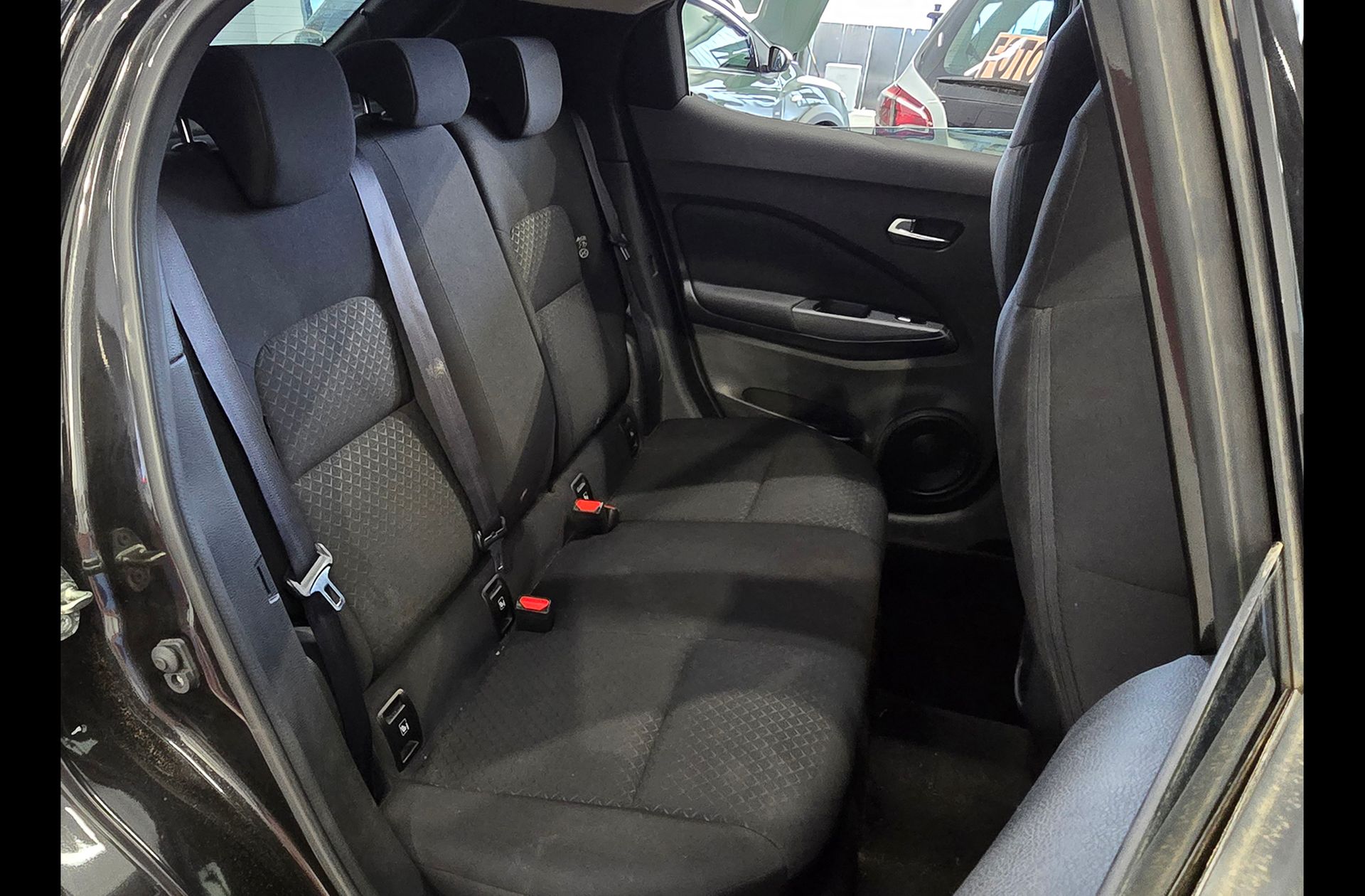 Nissan Juke DIG-T Acenta - foto 17