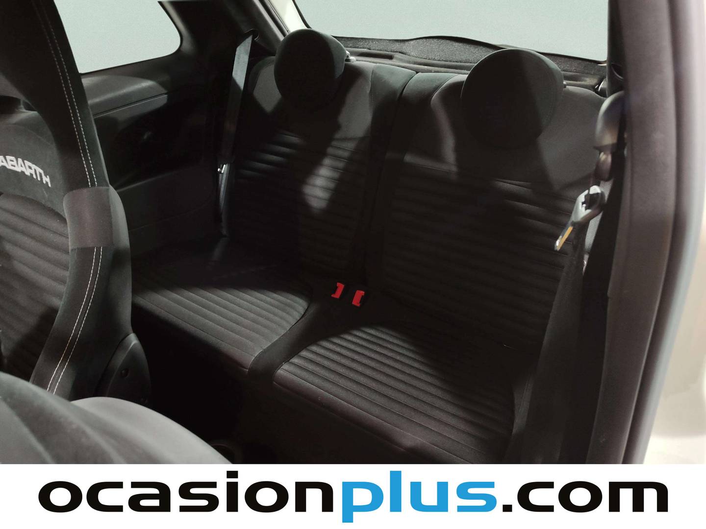 Foto asientos traseros Abarth 500 Abarth 500 1.4 16v T-Jet 695 (180 CV)