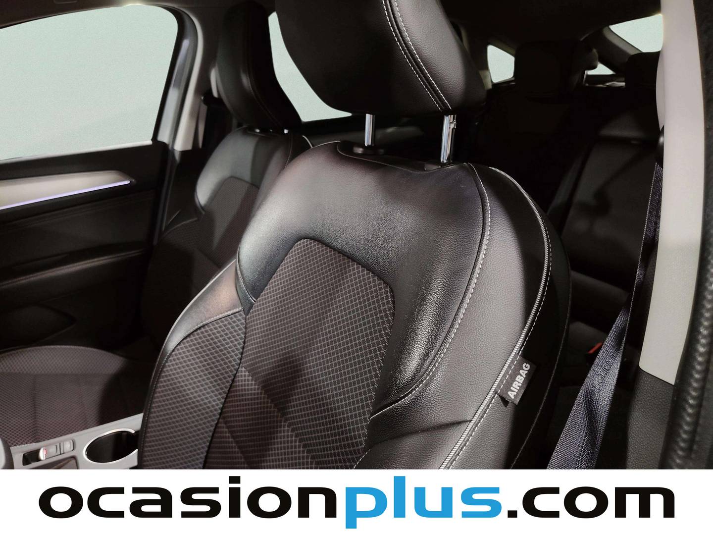 Extras y acabados del Renault Arkana Renault Arkana Zen TCe Microhíbrido (140 CV) EDC