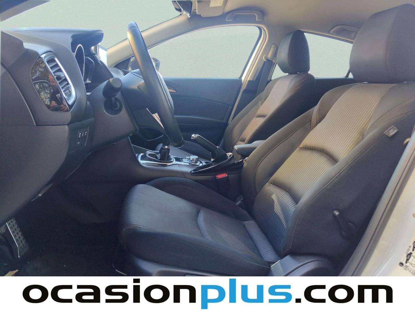 Foto asientos delanteros Mazda Mazda3 Mazda Mazda 3 2.2 DE MT Luxury (150 CV)