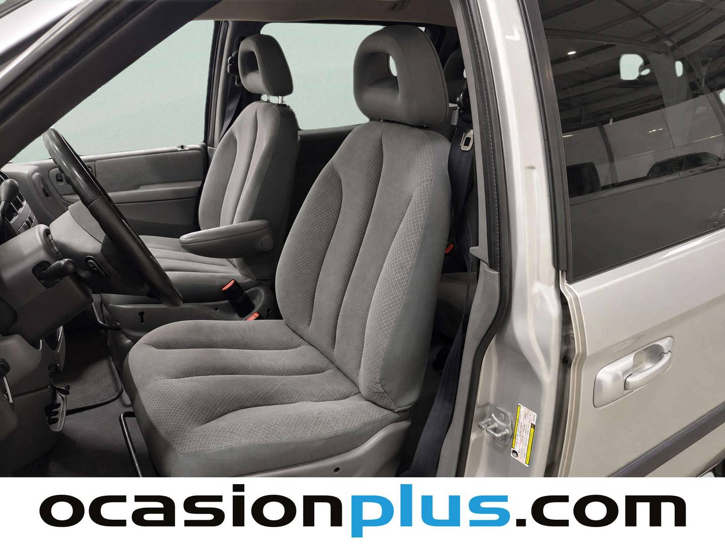 Foto asientos traseros Chrysler Voyager Chrysler Voyager 2.8 CRD LX Auto (150 CV) 7 Plazas