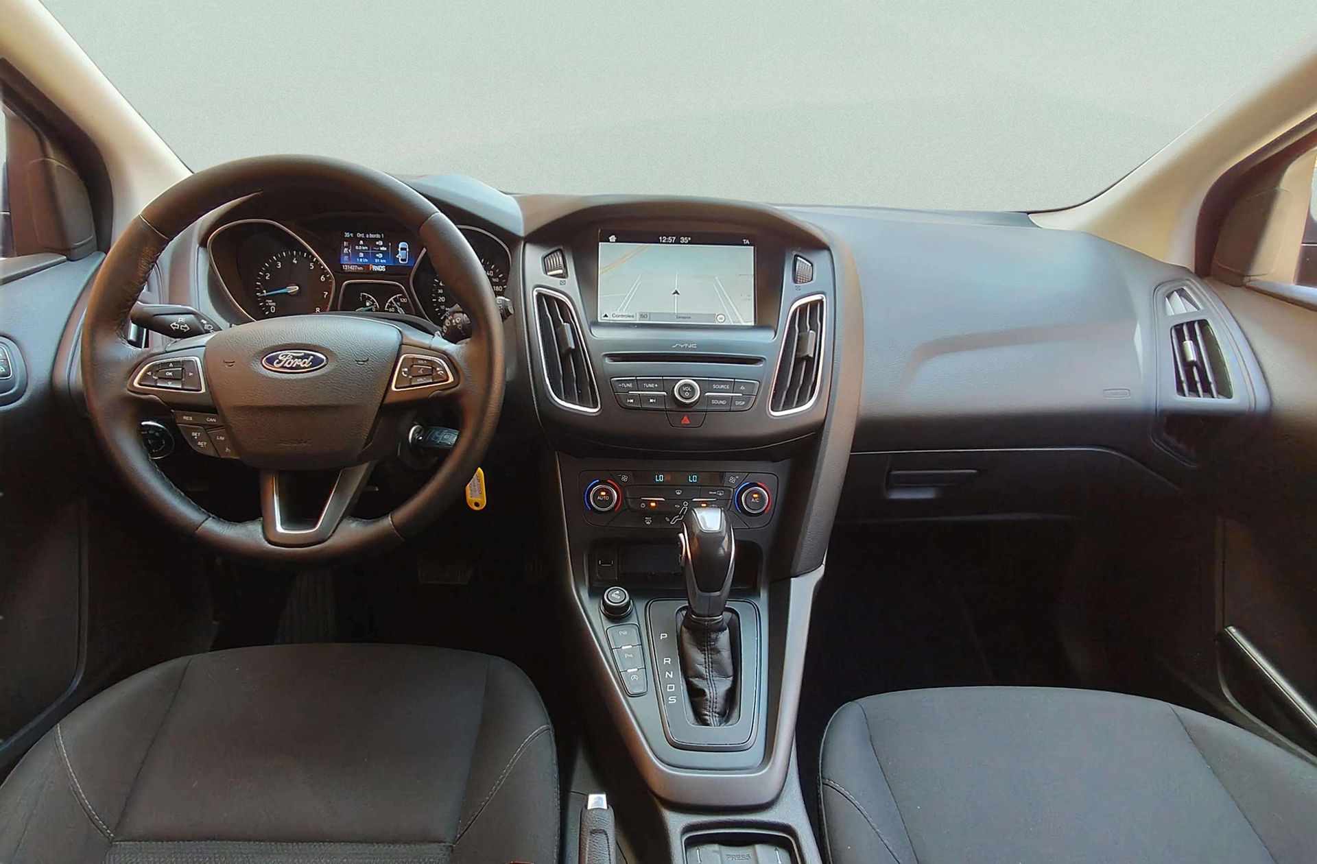 Ford Focus 1.0 EcoBoost Titanium - foto 6