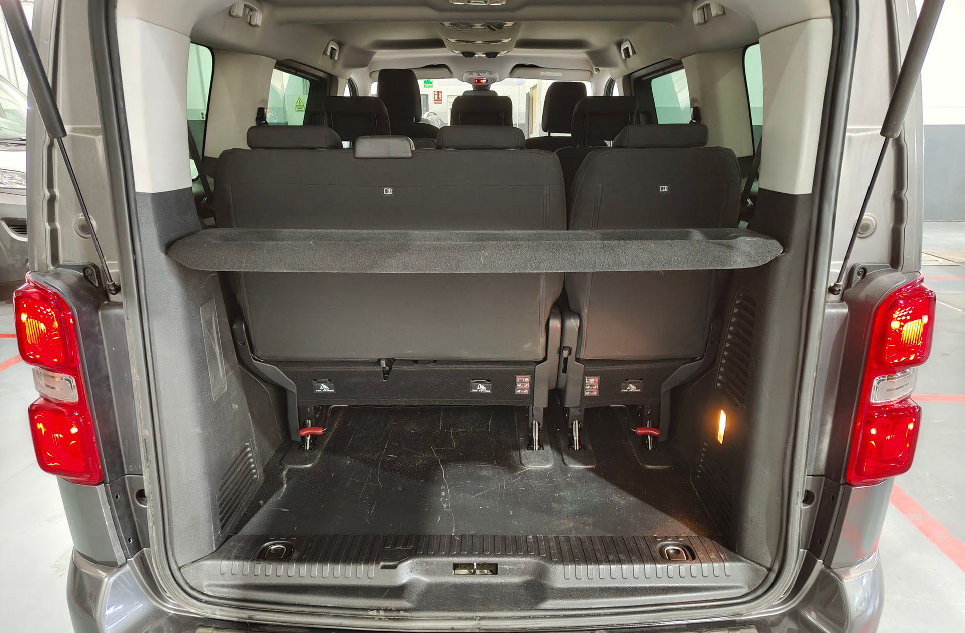 Citroën SpaceTourer BlueHDi 180 Talla M EAT6 Business 8 plazas - foto 16
