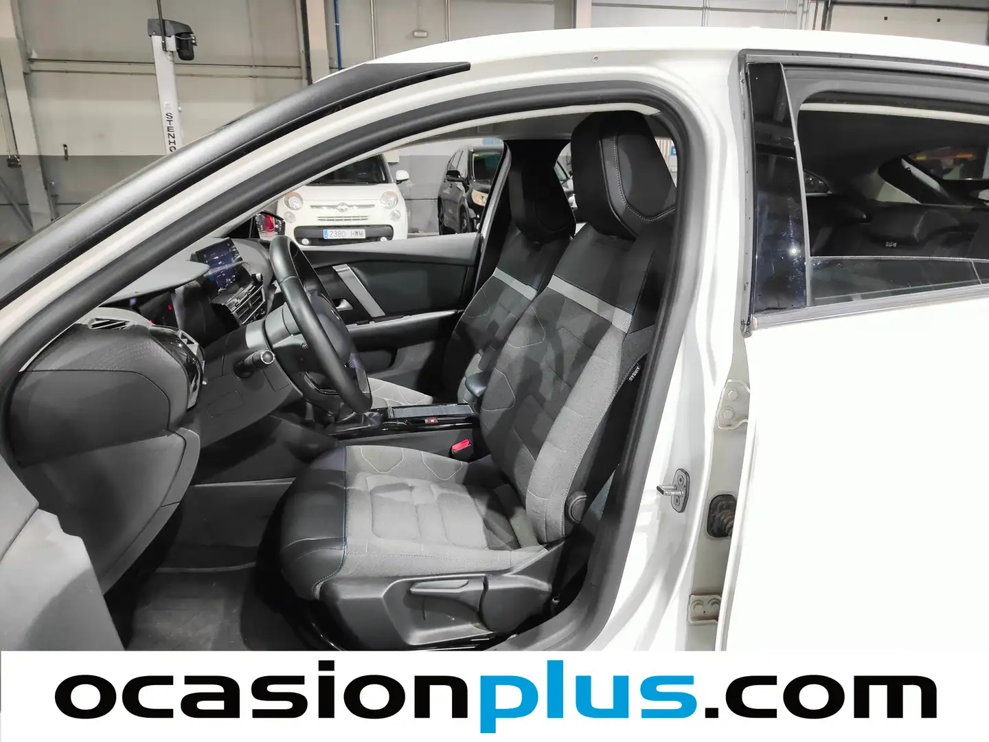 Foto Citroën C4 Citroen C4 PureTech 130 S&S 6v Feel Pack (130 CV)