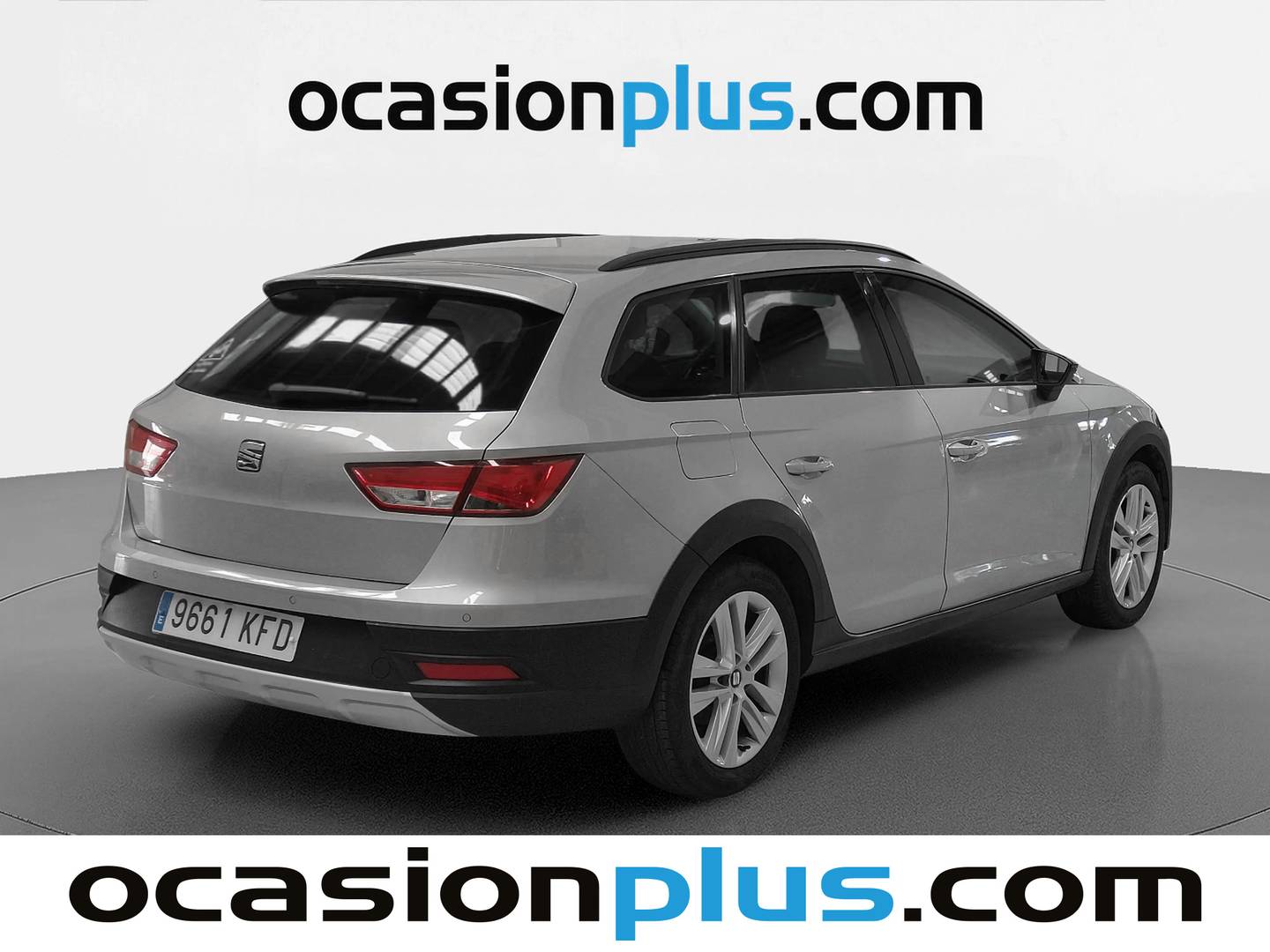 Foto trasera Seat León Seat León ST ST 1.4 TSI S&S X-perience (125 CV) izquierda