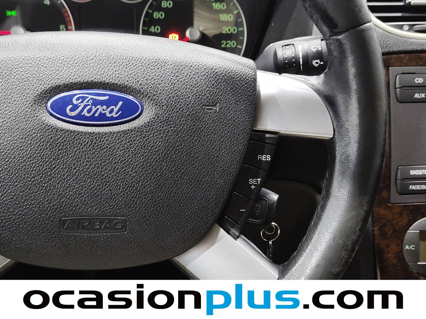 Foto Ford Focus Ford Focus 1.8 TDCi Sedan Ghia (115 CV)