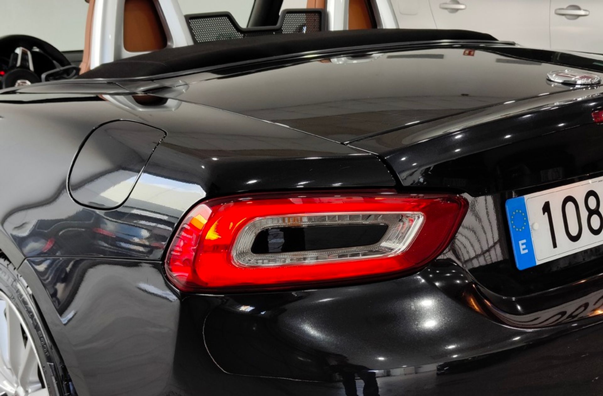 Fiat 124 Spider 1.4 MultiAir Cabrio Lusso - foto 14