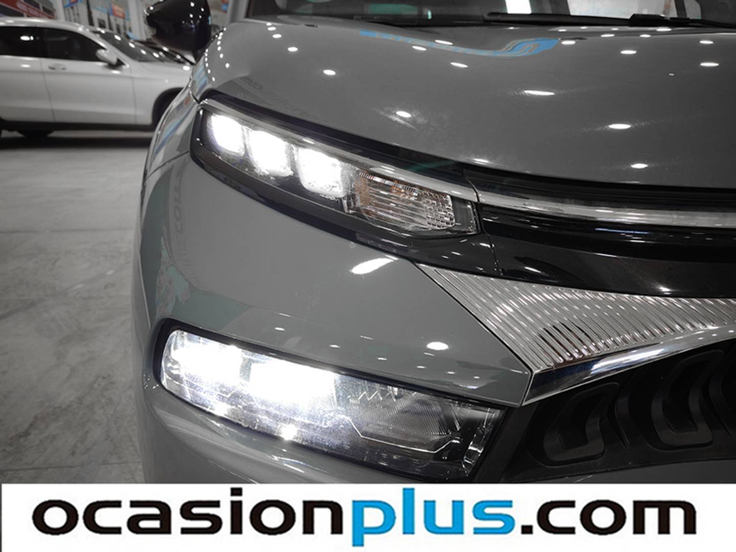 Foto Citroën C3 Aircross Citroen C3 Aircross PureTech 130 Shine Pack EAT6 Auto (131 CV)